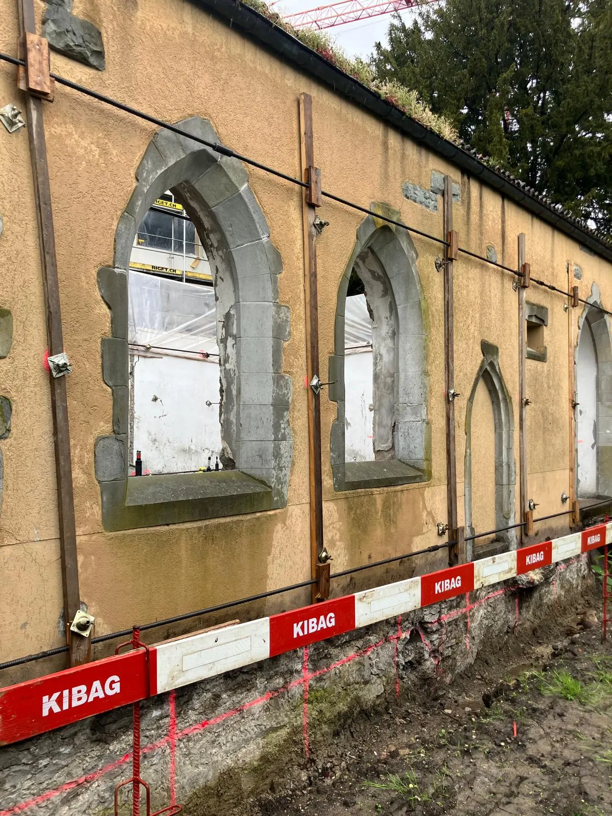 Giessen-Areal: Altbau während der Putzerneuerung